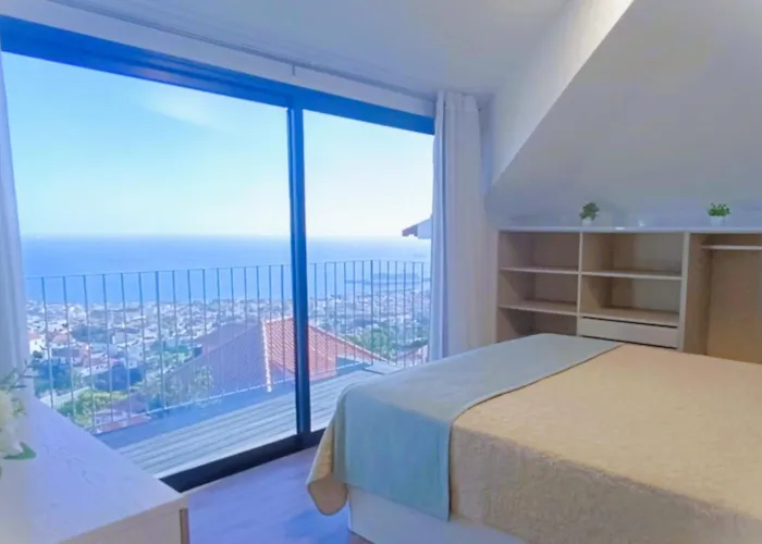 A View To Paradise - Spectacular Sea & Bay Views *