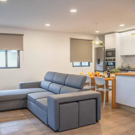 A View To Paradise - Spectacular Sea & Bay Views