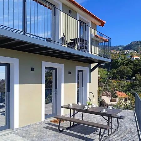 A View To Paradise - Spectacular Sea & Bay Views *
