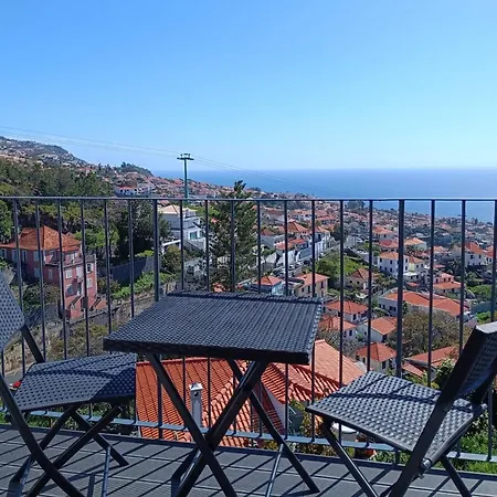 A View To Paradise - Spectacular Sea & Bay Views *
