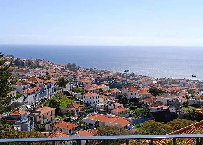 A View To Paradise - Spectacular Sea & Bay Views *