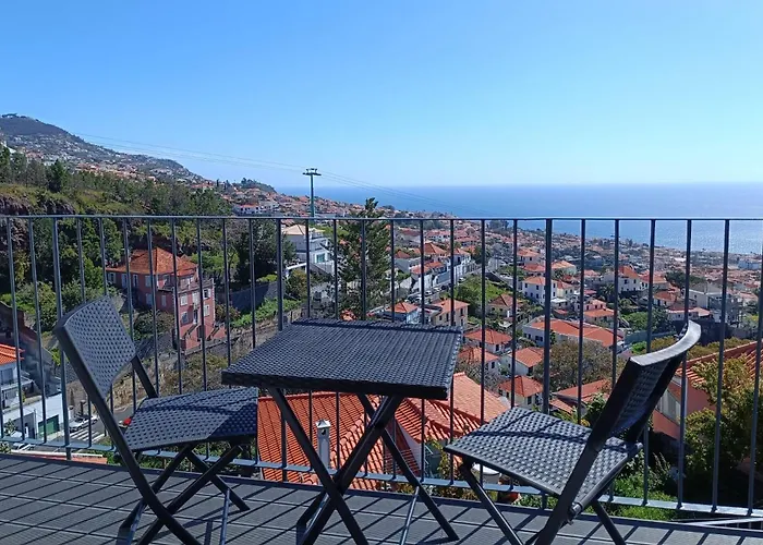 A View To Paradise - Spectacular Sea & Bay Views *